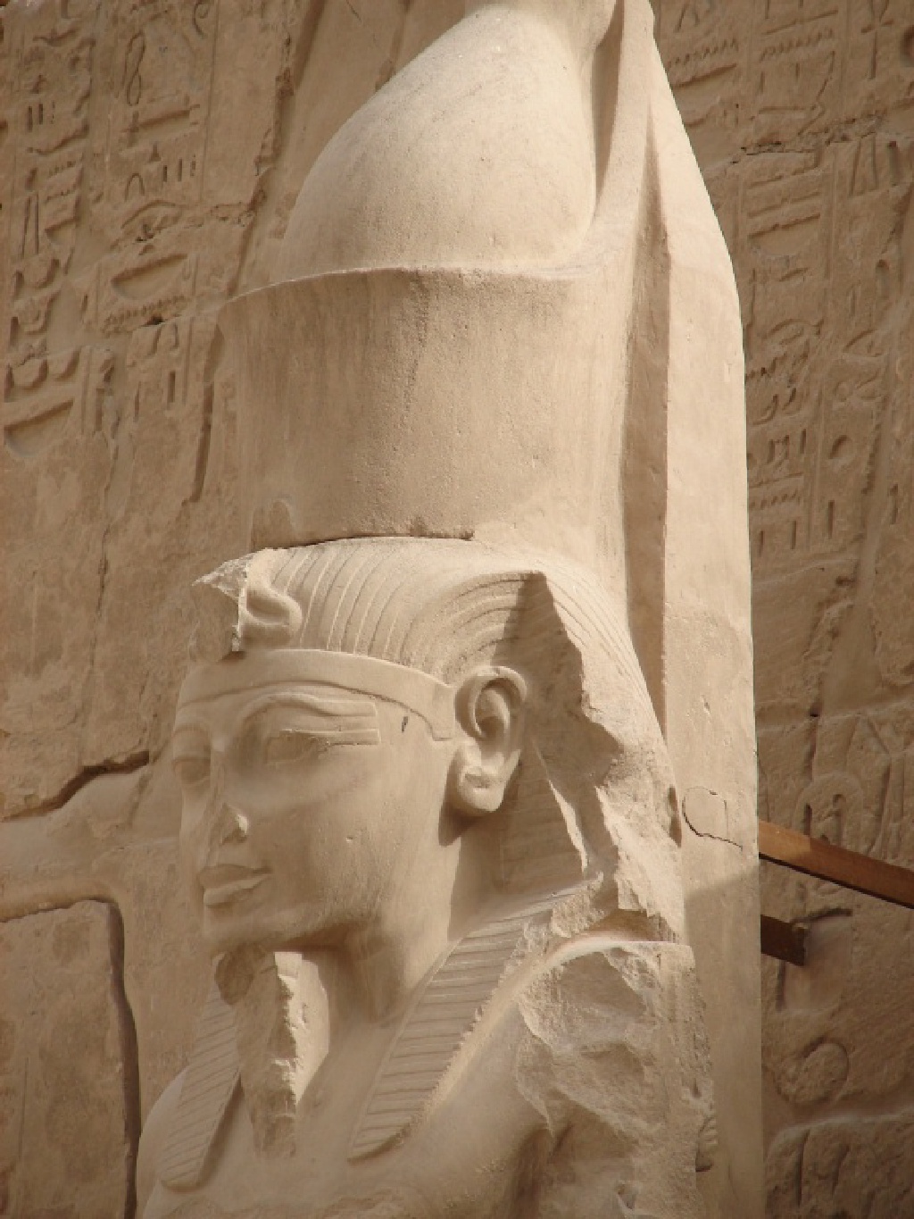 2008/03(March)/AroundTheWorld/Egypt/Karnak/1024x768_Pharoh at Karnak. .jpg